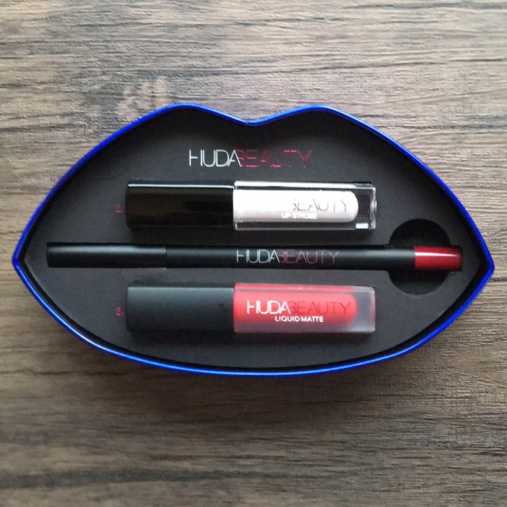 🇬🇧HP🇬🇧 NWT LIMITED EDITION BRIT LIP TIN SET!!! - Picture 3 of 6